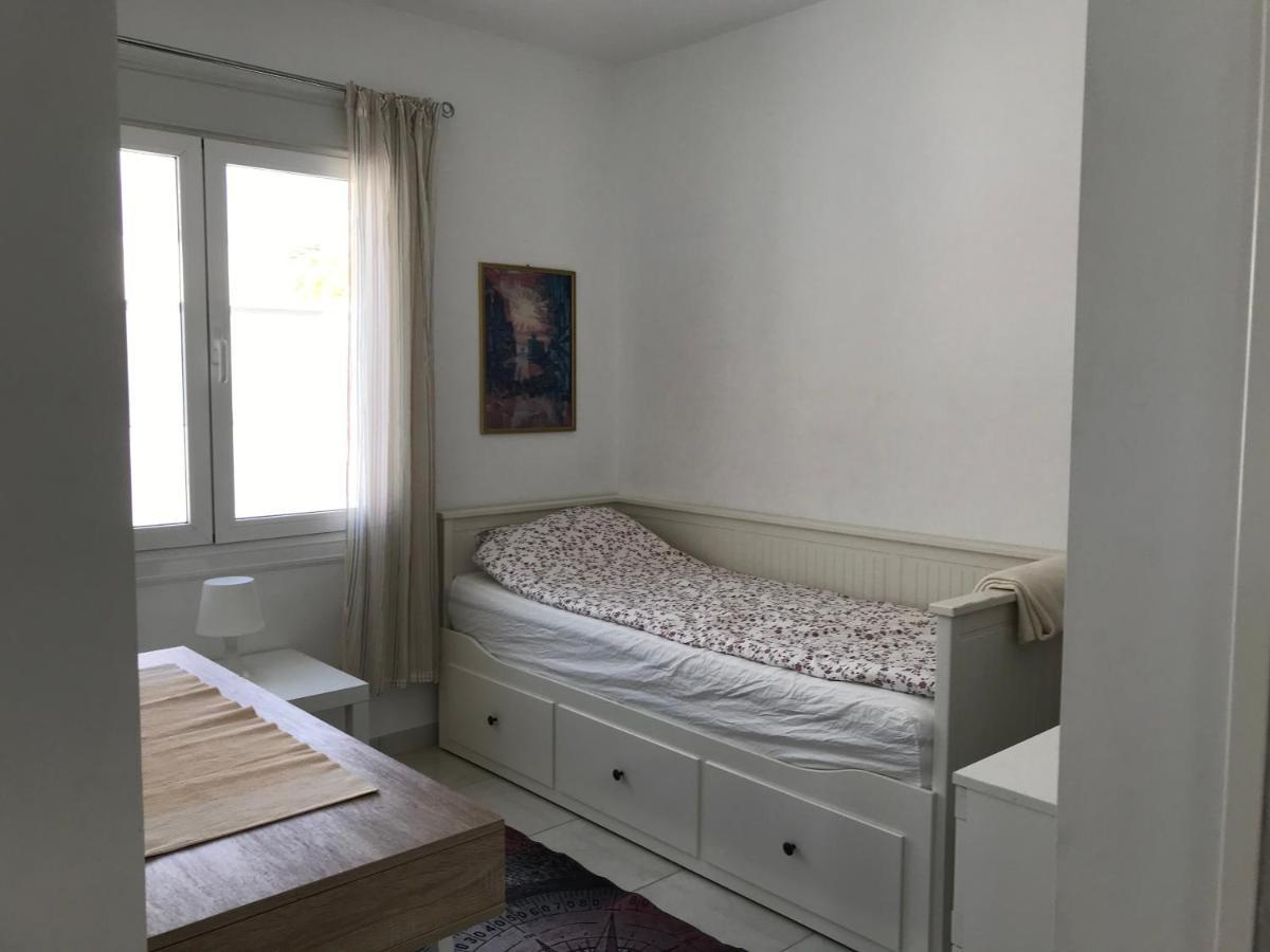 Quarto em Acomodações Particulares Casa Alta - Med Privat Svommebasseng *
